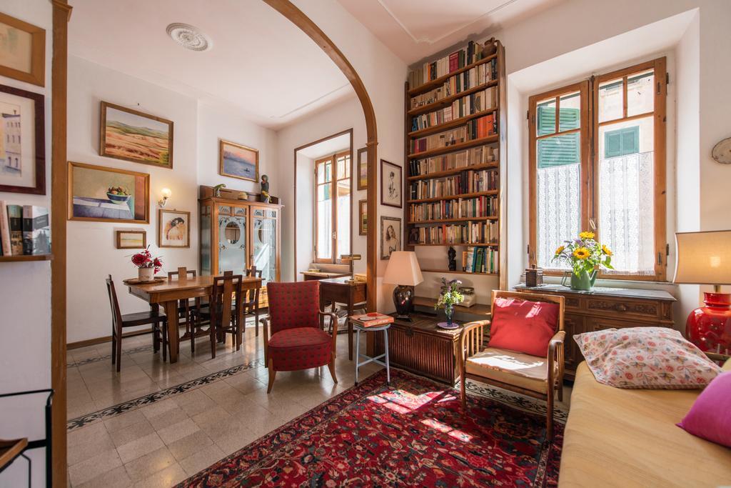 רומא Colosseo Holiday House מראה חיצוני תמונה