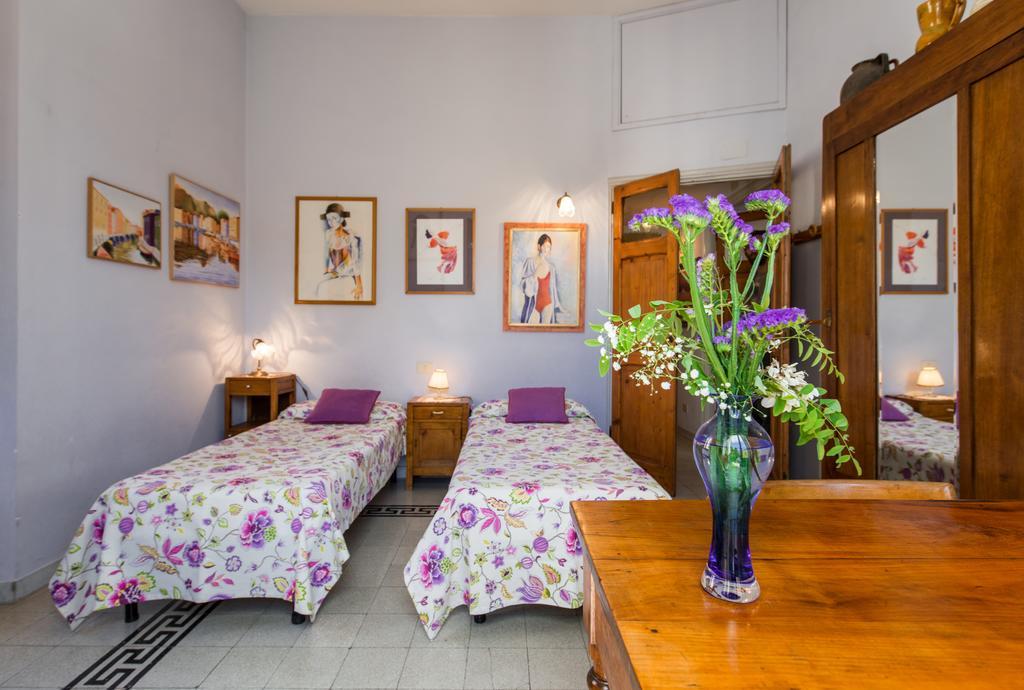 רומא Colosseo Holiday House מראה חיצוני תמונה