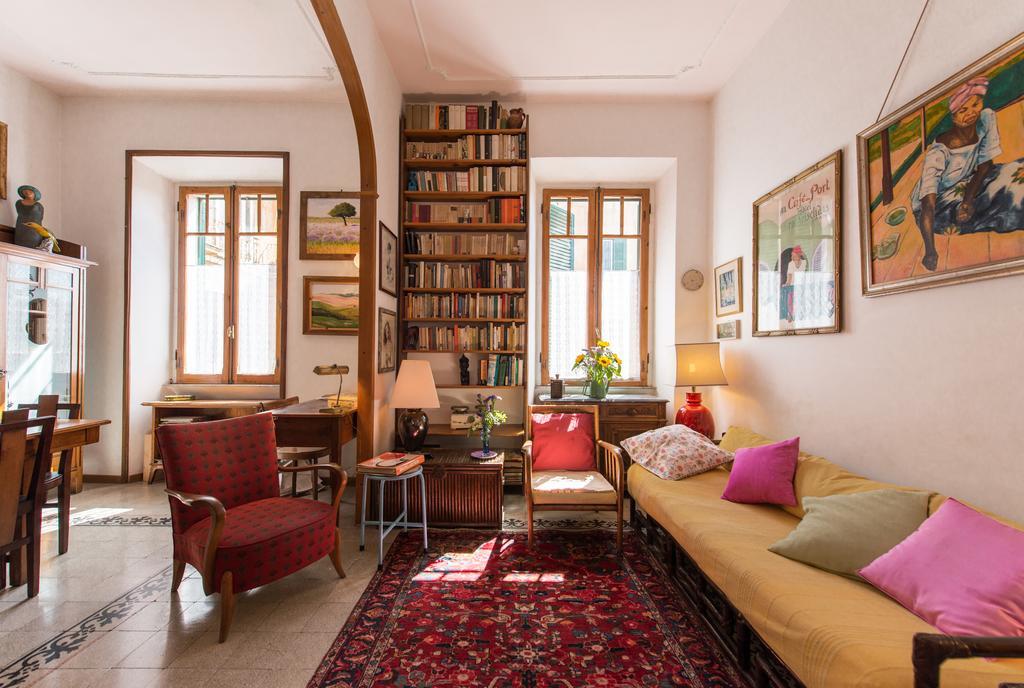 רומא Colosseo Holiday House מראה חיצוני תמונה